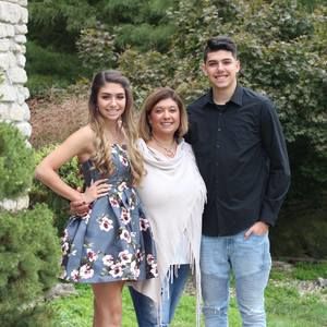 Meet your Posher, Elizabeth